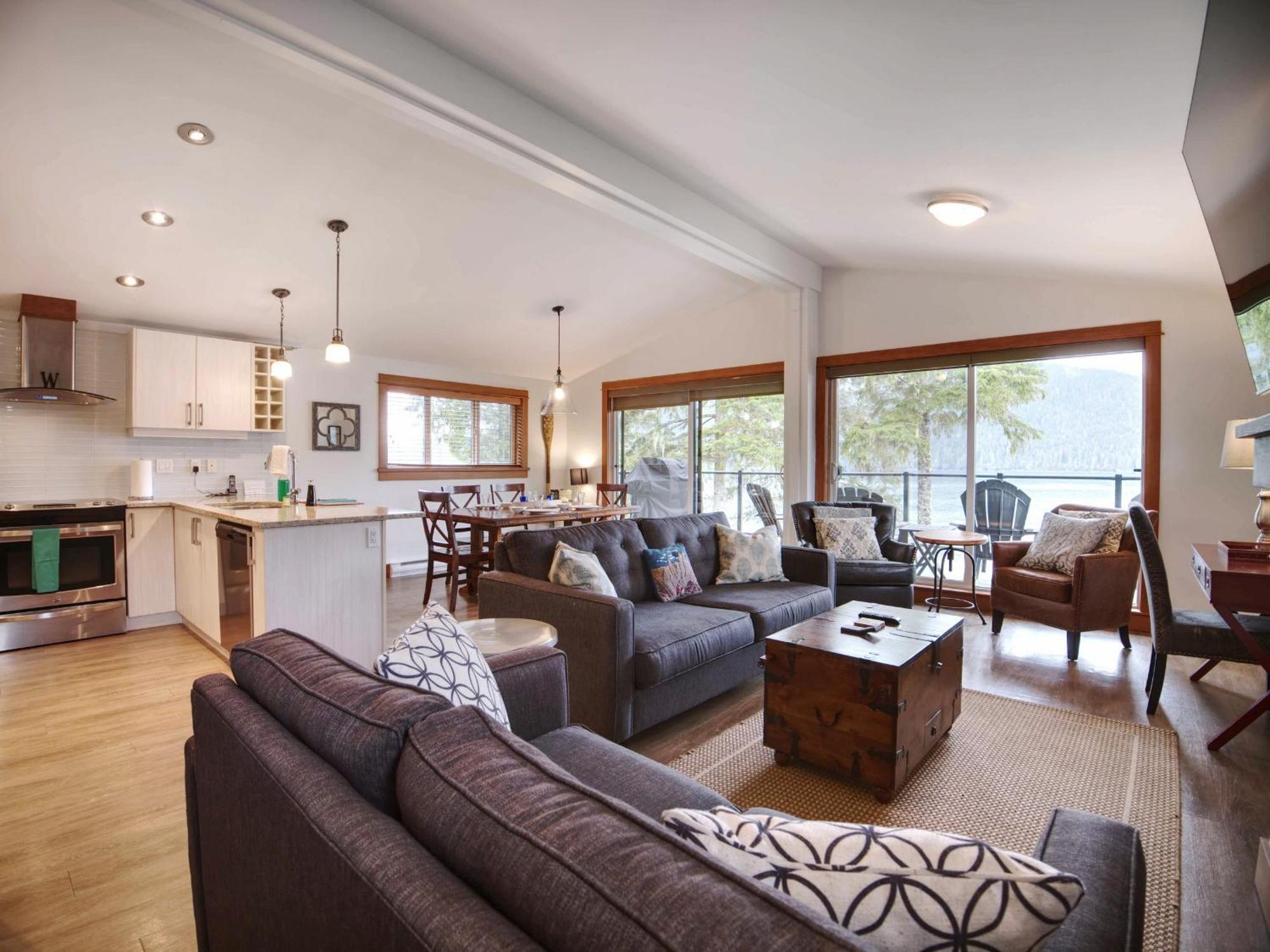Handsome Dan'S Vacation Cottage Rentals Port Renfrew Ngoại thất bức ảnh