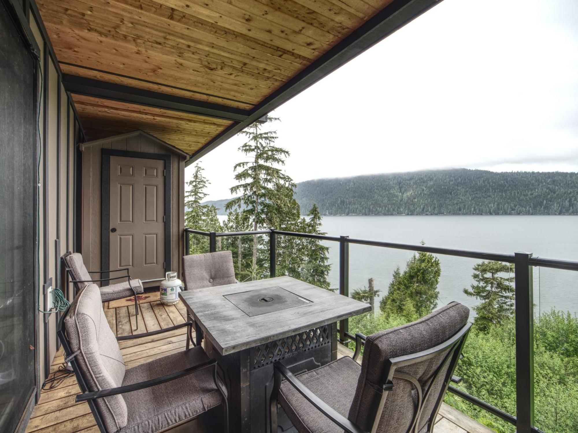 Handsome Dan'S Vacation Cottage Rentals Port Renfrew Ngoại thất bức ảnh