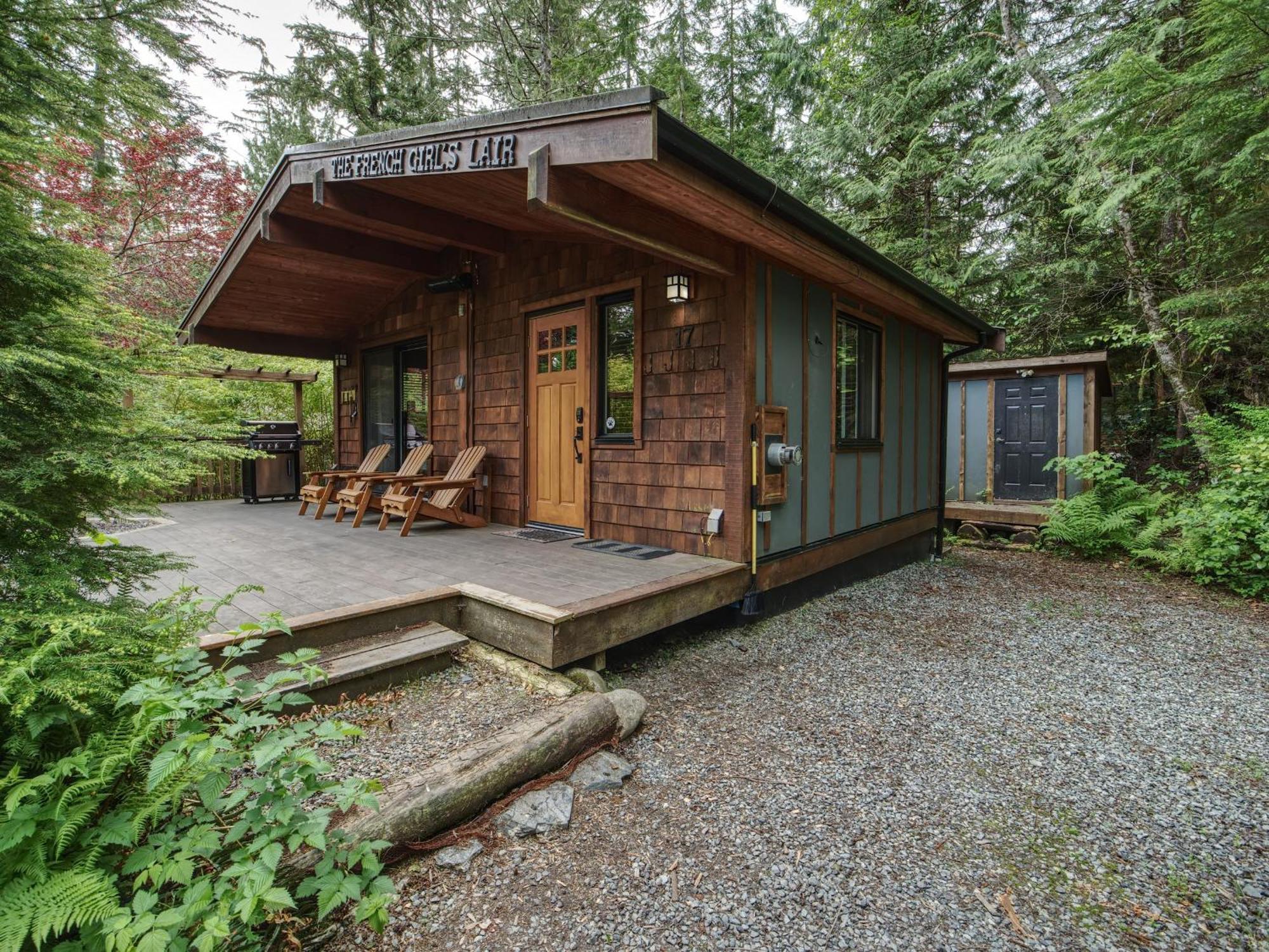 Handsome Dan'S Vacation Cottage Rentals Port Renfrew Ngoại thất bức ảnh